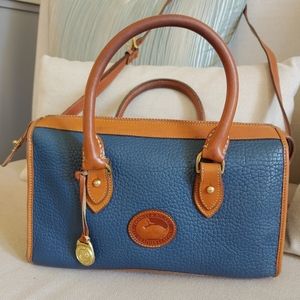 Vintage Dooney & Bourke bag in Cadet Blue